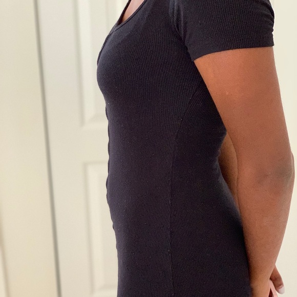 Faux buttoned down Bodycon dress from F21🥳🦋 - Picture 4 of 4